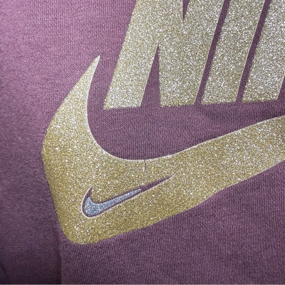 Nike Women’s Club Crewneck Fleece Sweatshirt Maroon Size Small - Picture 3 of 8